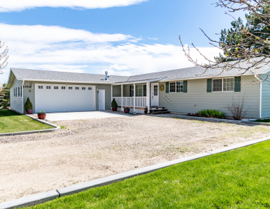 REAL ESTATE AUCTION -  CALDWELL, ID - LIVE AUCTION - MAY 4 , 2024 - 10AM!