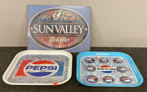 Pepsi Trays & Sign