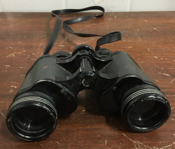 (1) Set Of Black Binoculars Coated 7 X 35 420ft at 1000Yds