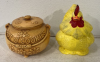 (1) Pot O Cookies Glass Cookue Jar, (1) Yellow Rooster Glass Cookie Jar