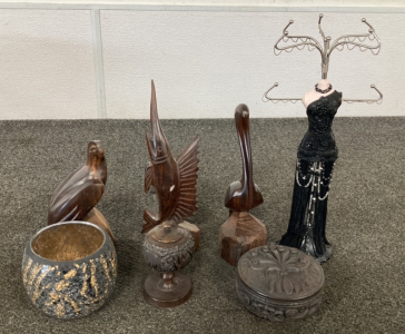 Box Of Assorted Home Decor