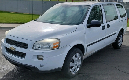 2008 CHEVROLET UPLANDER - 30K MILES!