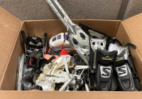 Box of Ski Toe Clips