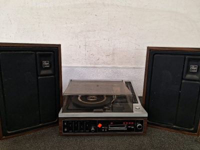 Zenith Record And Cassette Player With Speakers