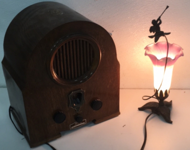 (1) Well-built Collectors Edition Old Style Radio (1) Small Glass Flower Fairy Lamp