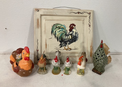 (6) Vintage Glass And Ceramic Rooster Decorations, (1) 20&rsquo;&rsquo; x 19&rsquo;&rsquo; Rooster Painted Wall Hanging Decoration