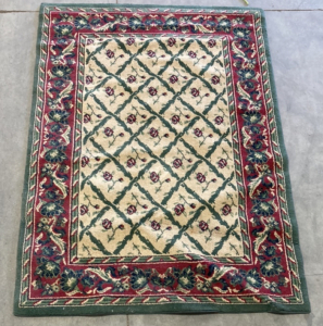 66&rsquo;&rsquo; x 46&rsquo;&rsquo; Green, Red, And White Decorative Rug - Needs Cleaned