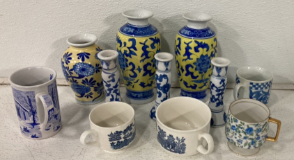 Large Lot Of Vintage Ceramic House Decorations