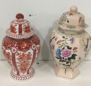 (1) Vintage Japanese Ceramic 15&rdquo; Vase With Lid (1) Vintage Japanese 16&rdquo; Floral And Bird Design Vase With Lid