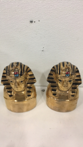 (2) Vintage 1978 Ceramic Michter&rsquo;s King TUT Decanter Bottles