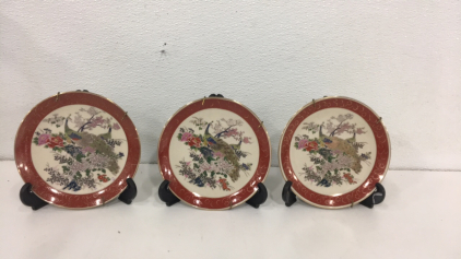 (3) Matching Satsuma Hertitage Mint Ceramic 6.5&rdquo; Decorative Plates With Easels
