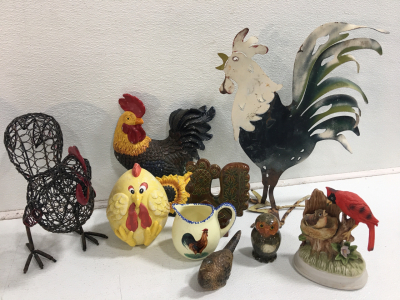(1) 16&rdquo; Metal Rooster (1) 11&rdquo; Cast Iron Rooster (7) Assorted Bird Decorations
