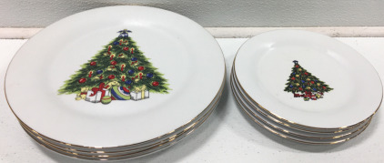 (8pcs) Holiday Dishes (4) Dinner Plates (4) Salad Plates