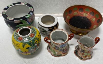 Assorted Oriental (2) Flower Pot (1) Vase (2) Cup (1) Bowl