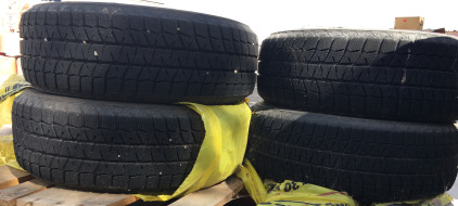 (4) Bridgestone 205/60R16 Blizzak Tires