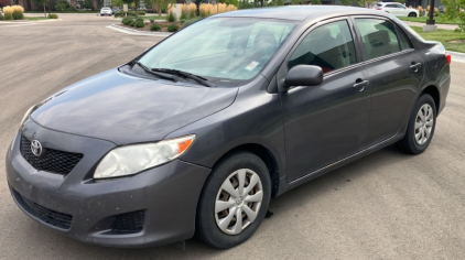 2010 TOYOTA COROLLA- RUNS WELL