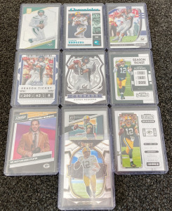 (10) Aaron Rodgers Football Cards