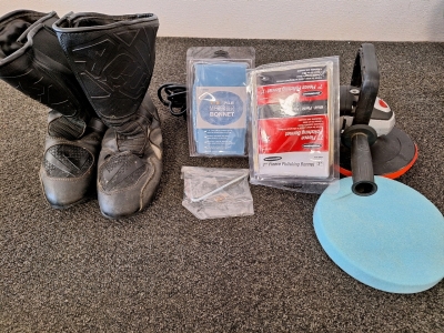 Drill Master Polisher With 7-8" Microfiber Bonnet, 7" Fleece Polishing Bonnet And Black Boots