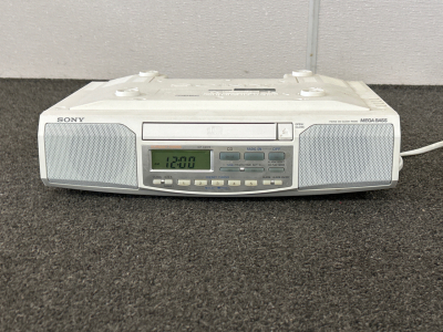 Sony Mega Bass Clock Radio - Works Great