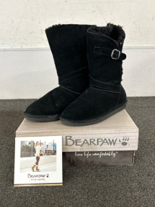 Pair of Bearpaw Boots, Size 7, in Great Condition