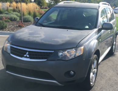 BANK OWNED 2009 MITSUBISHI OUTLANDER-