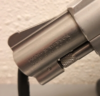 Smith & Wesson Model 642-2 Airweight .38 Special Revolver --CPUO949 - 9