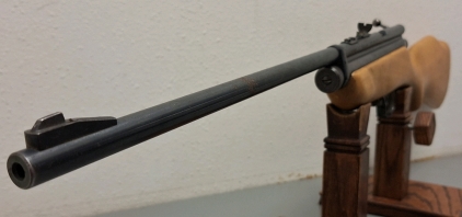 Crosman "180" .22 Cal Peli Gun Pellet Gun