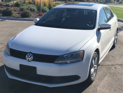 BANK OWNED - 2012 VOLKSWAGEN JETTA - DIESEL