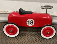 15&rsquo;&rsquo; x 25&rsquo;&rsquo; Red Number 18 Foot To Floor Racer