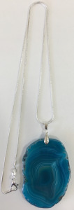 149.60 CT Blue Stripes Agate Slice Freeform With 20&rdquo; .925 Necklace