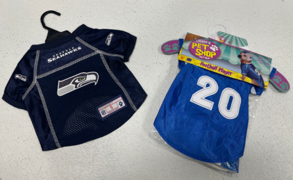 (1) Dog Jersey Seattle Seahawks (1) Dog Football Player Costume