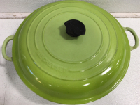 12” Le Creuset Signature Cast Iron Chef's Oven