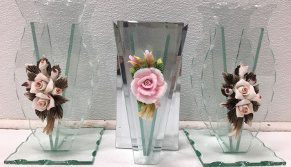 (2) Beautiful 8” Glass Vase (1) 7” Mirrored Glass Vase