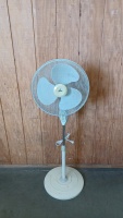 WindChaser Floorstanding Fan