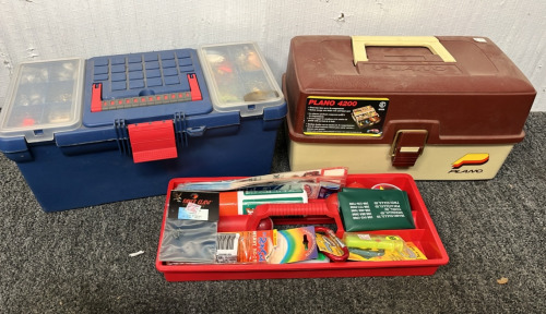 PLANO FISHING TACKLE BOX AND TACKLE