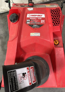 TROY- BILT SQUALL 2100 SNOW BLOWER W/ KEY