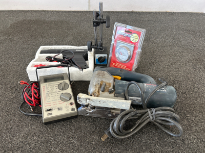 BOSCH JIGSAW (WORKS), SANPET HEAT GUN, MAGNETIC BASE, SUNPRO WATER TEMPERATURE GAUGE AND MICRONTA DIGITAL MULTIMETER- PLEASE INSPECT