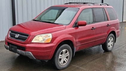 2004 HONDA PILOT - 4X4 - THIRD ROW!