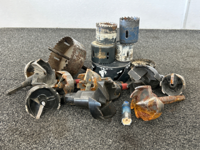 VARIOUS SIZE HOLE SAW DRILL BITS; pPLEASE INSPECT