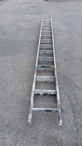 Heavy Duty Extension Ladder