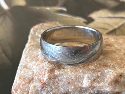 MENS SIZE 14 RING; PLEASE INSPECT