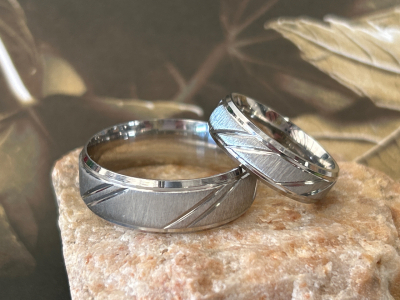 HIS AND HERS MATCHING RINGS SIZES 14 & 7; PLEASE INSPECT