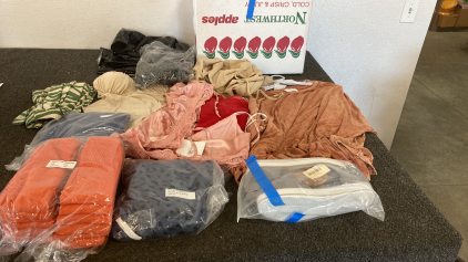 BOX OF SIZE M WOMENS CLOTHES;PLEASE INSPECT