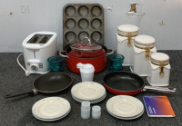 WHITE SUNBEAM TOASTER W/ (3) CERMAIC FOOD STORAGE CONTAINERS, (3) TABLE MATS AND BRICK OVEN STONEWARE PLATES, POTS, PANS AND MORE; PLEASE INSPECT