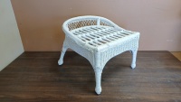 White-Painted Wicker Seat/Stool