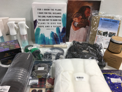 (1) 6pk Dining Room Ivory Chair Covers (5) Assorted Canvas Pictures (1) 46&rdquo;-48&rdquo; Outdoor TV Cover & Much More!!