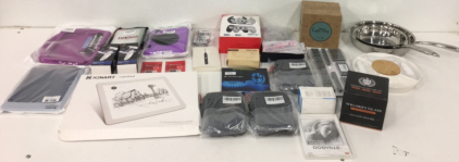 (1) Xenart Drawing LightPad (2) Maggopad Stainless Steel Frying Pans (2) Vive Fox PS5 Dual Charger Docks (2) 512GB Memory Cards (1) Supernight 32&rsquo; LED Strip Lights (1) 2 in 1 Nintendo Switch Game Set (1) Govee Smart Thermo Hygrometer and More
