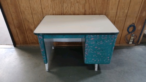 3-Drawer Metal Desk