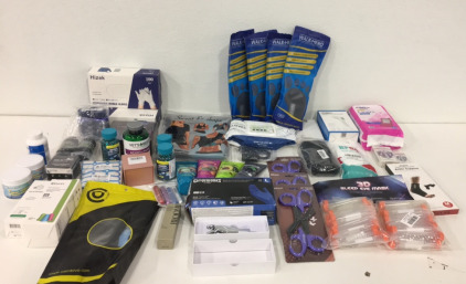 (200) Hizek Size Medium Disposable Nitrile Gloves (4) Freeman Clay and Water Masks (6) Meuut EMT Trauma Shears (4) Pairs of Walk Hero Shoe Insoles (1) Qyzl 75&rsquo; LED String Light Set and More!!
