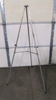 Adjustable Aluminum Easel